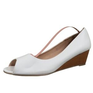 JC Women White Peep Toe Wedge Heels Size 10 Synthetic Dress Comfort
